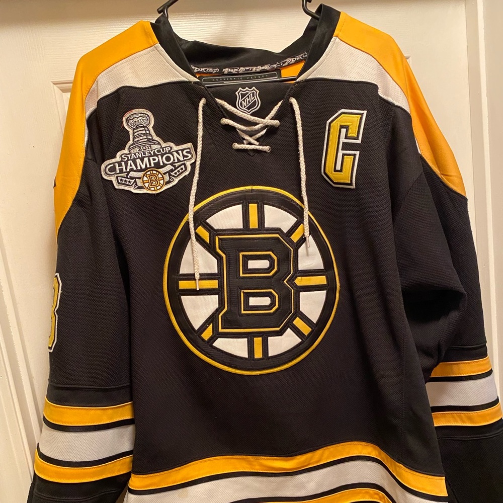 Men’s Boston Bruins Zdeno Chara Stanley Cup CCM jersey